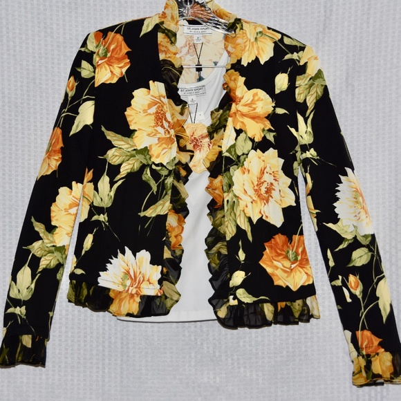 St. John Sport by Marie Gray Marigold Floral Ruffle Blazer Jacket Size P NEW!!!